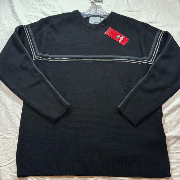B5. NWT Black Point Zero Sweater with Gray‎ Stripes (L) - Picture 1 of 5